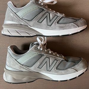 New balance 990 v5